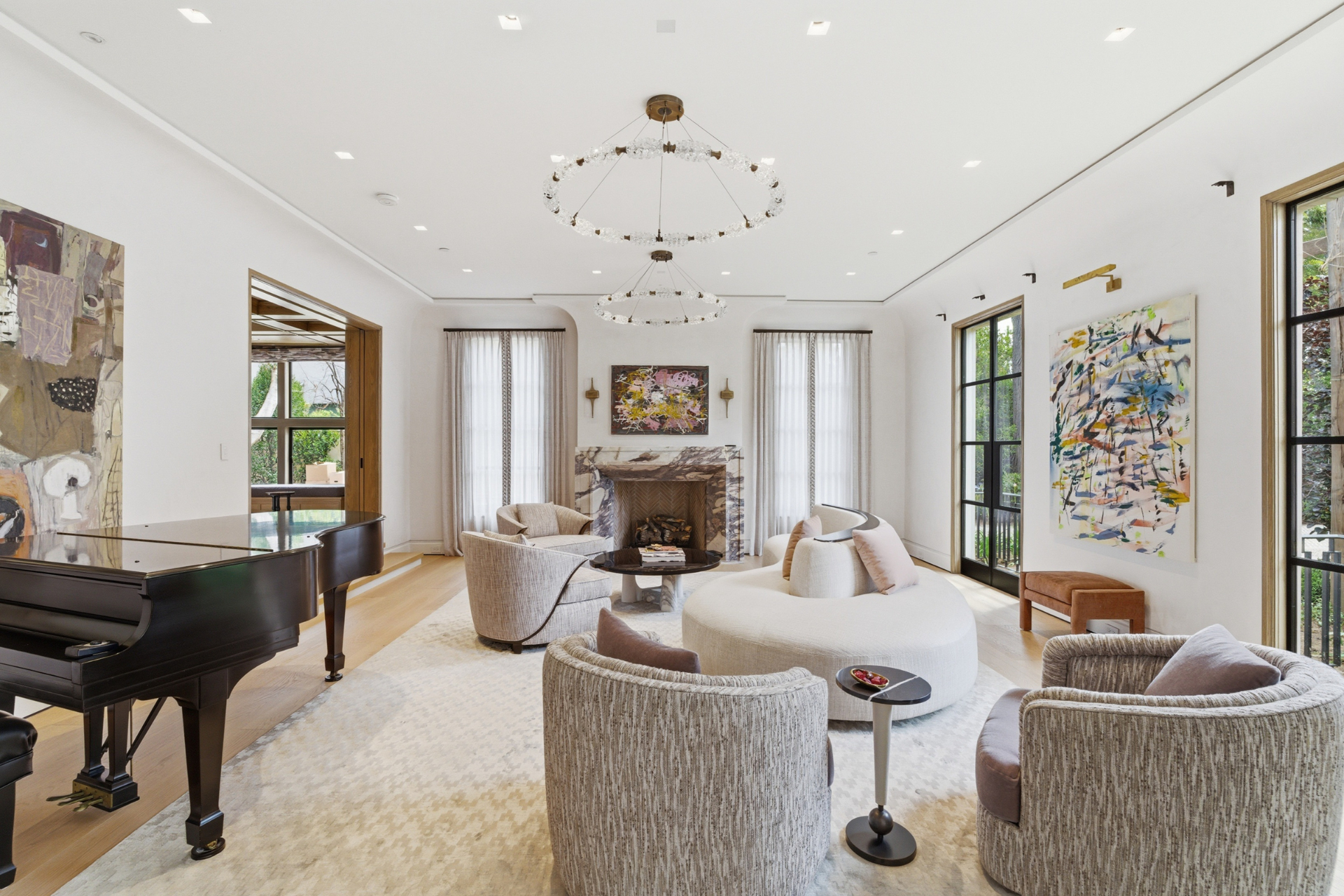 Bar Design and Construction — Luxury Estates in Los Angeles