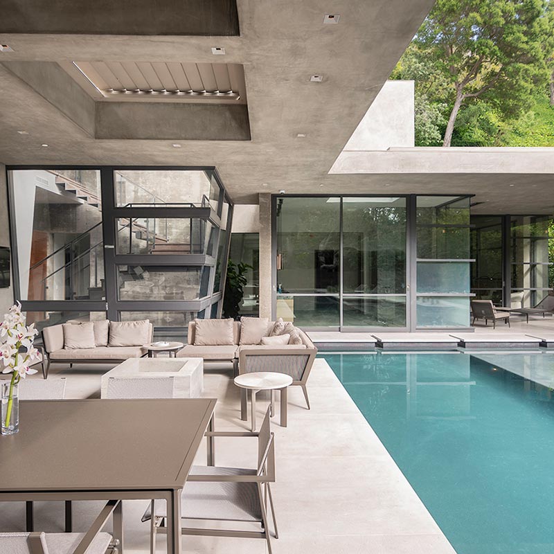 Bar Design and Construction — Luxury Estates in Los Angeles